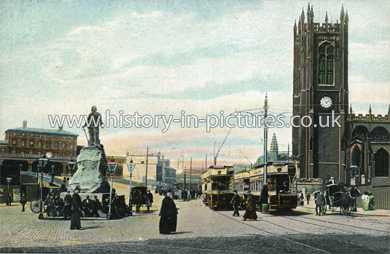Cathdral and Cromwell Monument, Manchester. c.1909